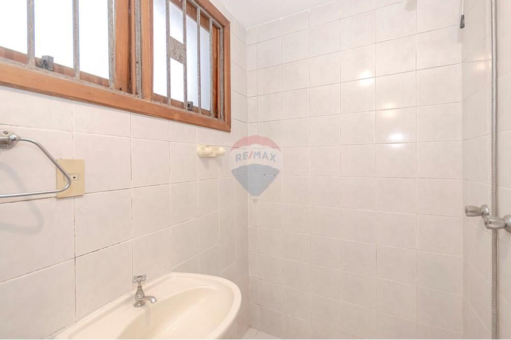 Casa - Venda - Porto Alegre , Rio Grande do Sul - Banheiro dependencia 1.jpg - 612521076-7