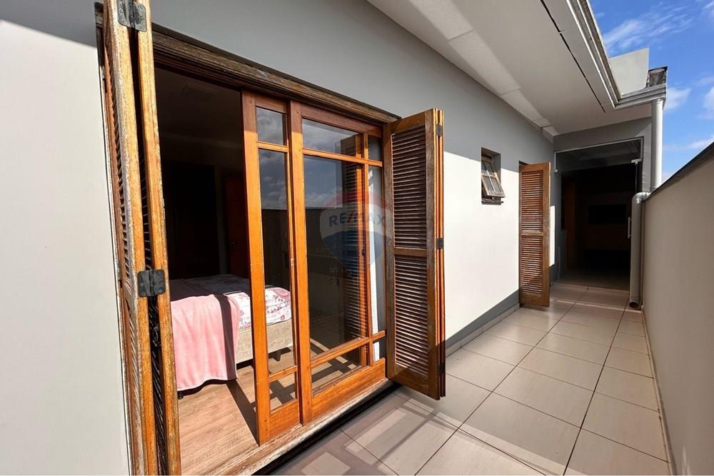 Casa - Venda - Passo Fundo , Rio Grande do Sul - Imagem do WhatsApp de 2025-04-01 à(s) 19.47.08_982e37f5.jpg - 610271078-15