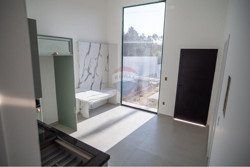 Residential - Hus - São Leopoldo , Rio Grande do Sul - BR - Cam (4).JPG - Opholdsstue/Spisestue - 610461002-1