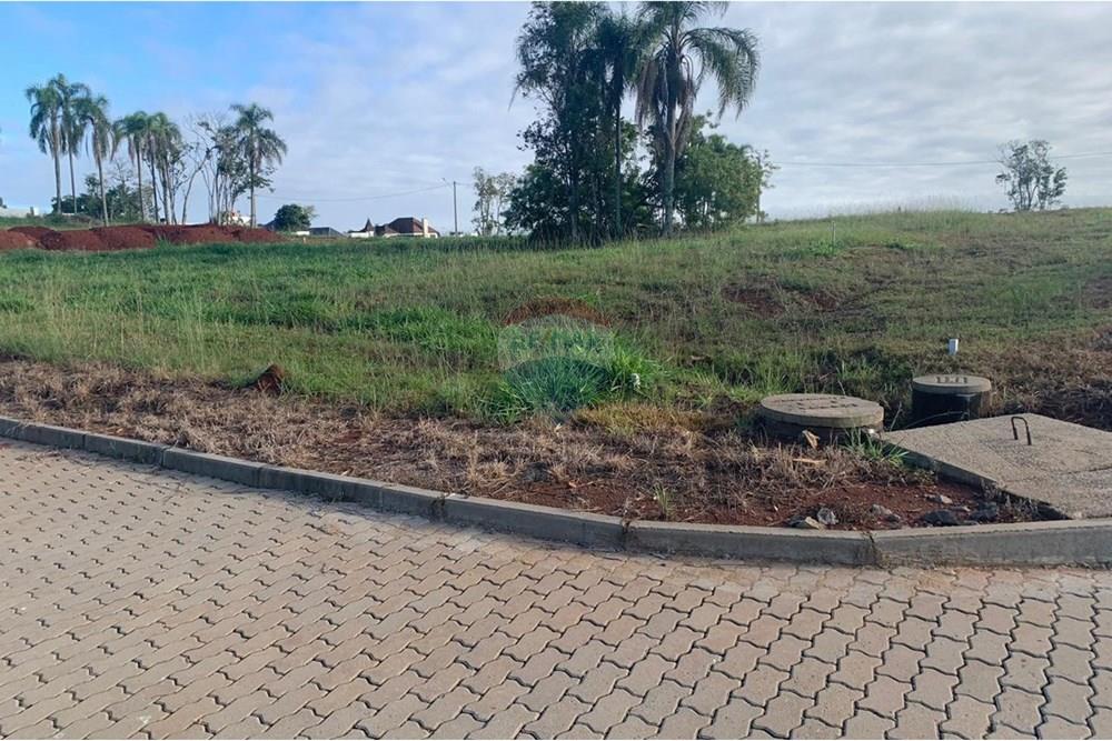 Terreno - Venda - Santa Cruz do Sul , Rio Grande do Sul - WhatsApp Image 2025-05-22 at 12.09.24 (3).jpeg - 612741028-31