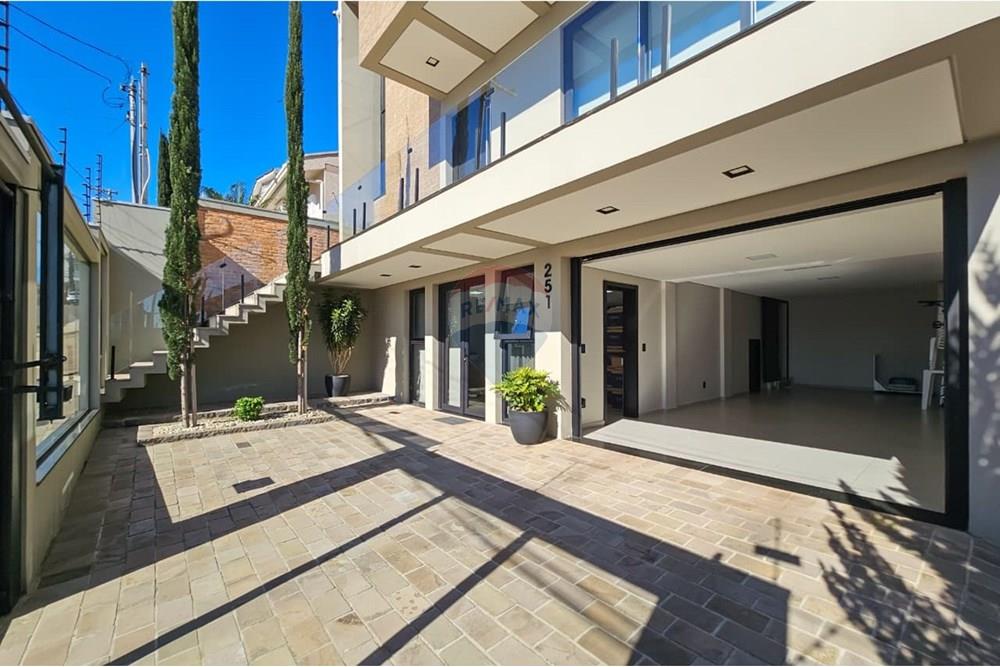 Casa - Venda - Passo Fundo , Rio Grande do Sul - WhatsApp Image 2025-09-17 at 20.57.12 (1).jpeg - 610271095-88