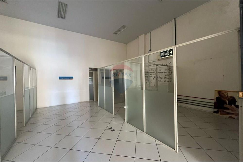 Ponto Comercial - Alugar - Santa Maria , Rio Grande do Sul - WhatsApp Image 2025-05-19 at 16.14.40 (5).jpeg - 610451013-27