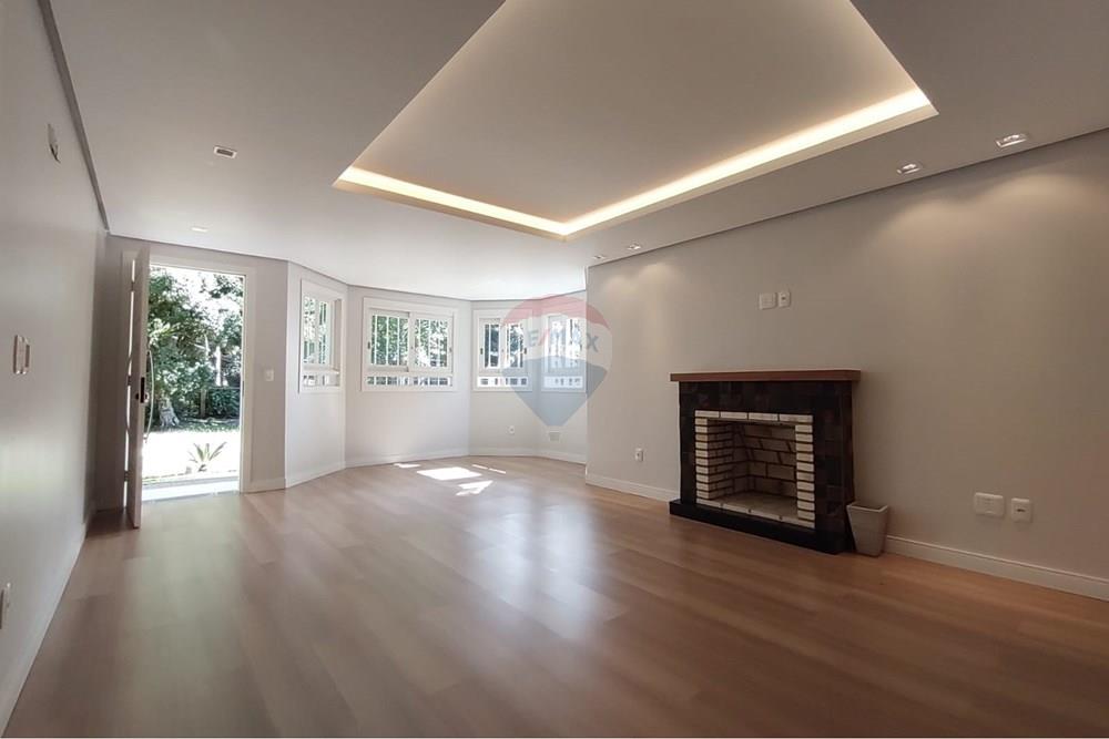 Casa - Venda - Gramado , Rio Grande do Sul - WhatsApp Image 2026-04-01 at 10.16.27 (2).jpeg - 610131041-92