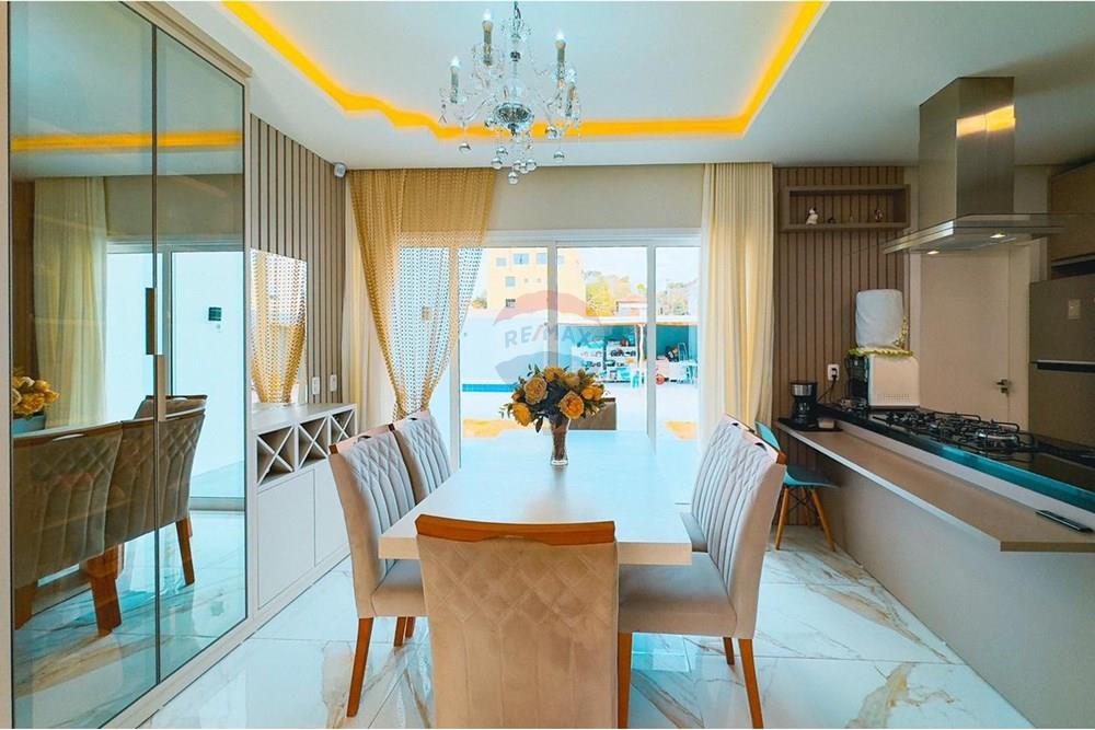 Casa - Venda - Erechim , Rio Grande do Sul - WhatsApp Image 2026-01-07 at 10.42.50 (2).jpeg - Sala - 612761035-14