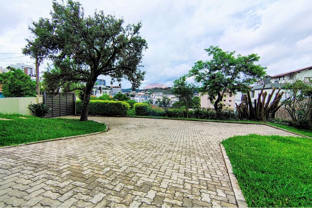 Casa - Venda - Garibaldi , Rio Grande do Sul - WhatsApp Image 2025-12-28 at 21.21.45.jpeg - Jardim Externo - 610331038-49