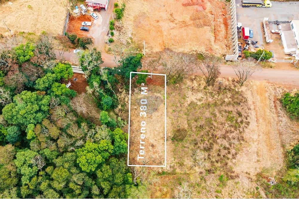 Terreno - Venda - Erechim , Rio Grande do Sul - DJI_0019.jpg - Pátio interno - 612761043-1