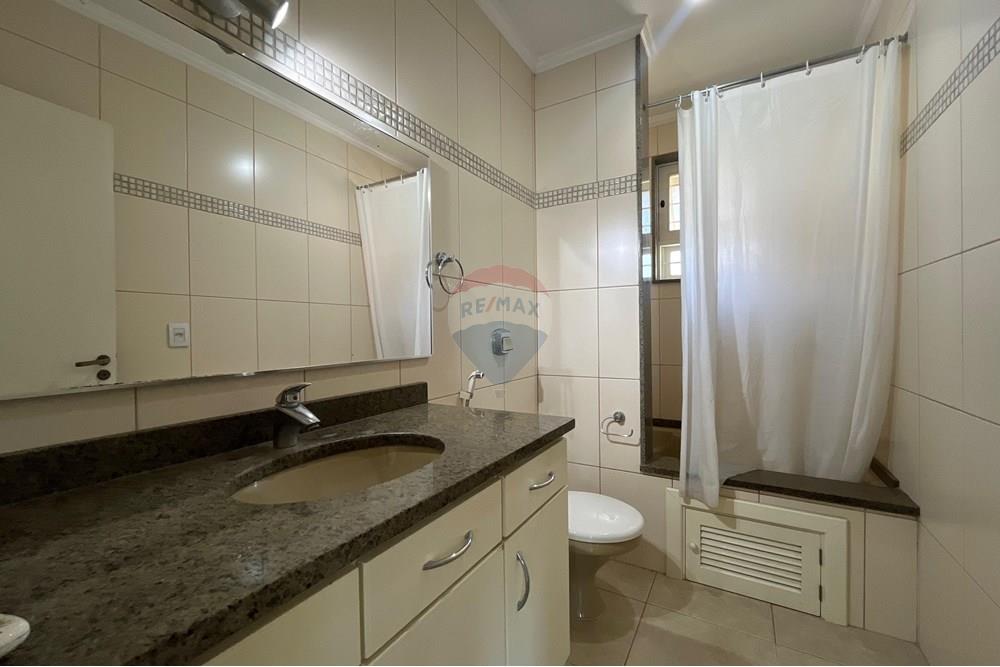 Casa - Venda - Santa Cruz do Sul , Rio Grande do Sul - WhatsApp Image 2025-10-21 at 19.11.17 (1).jpeg - 612741028-39