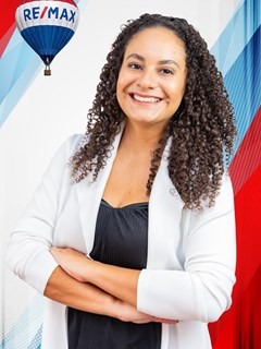 Tatiana Marins - RE/MAX Lançamentos