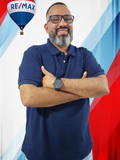 Team Manager - Moises Ferreira  - RE/MAX Lançamentos