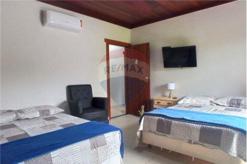 Casa de Condomínio - Venda - Anchieta , Espírito Santo - Suíte 4 - 620181025-17