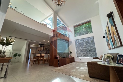 Venda-Casa-Rua Ângelo Rípoli , 115  - Fradinhos , Vitória , Espírito Santo , 29042350-620171062-9