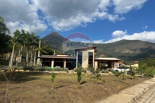 Venda-Casa-Espera Feliz , Espera Feliz , Minas Gerais , 36830000-620251001-40