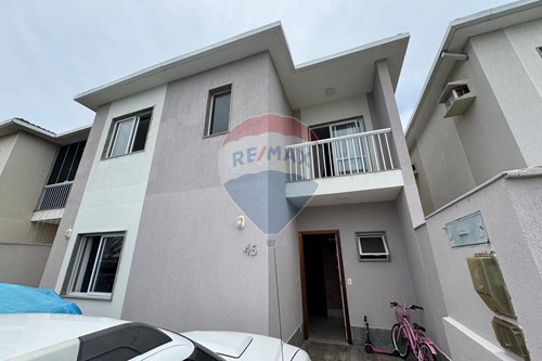 Venda-Casa de Condomínio-Avenida Braúna , 294  - Colina de Laranjeiras , Serra , Espírito Santo , 29167124-620131020-15