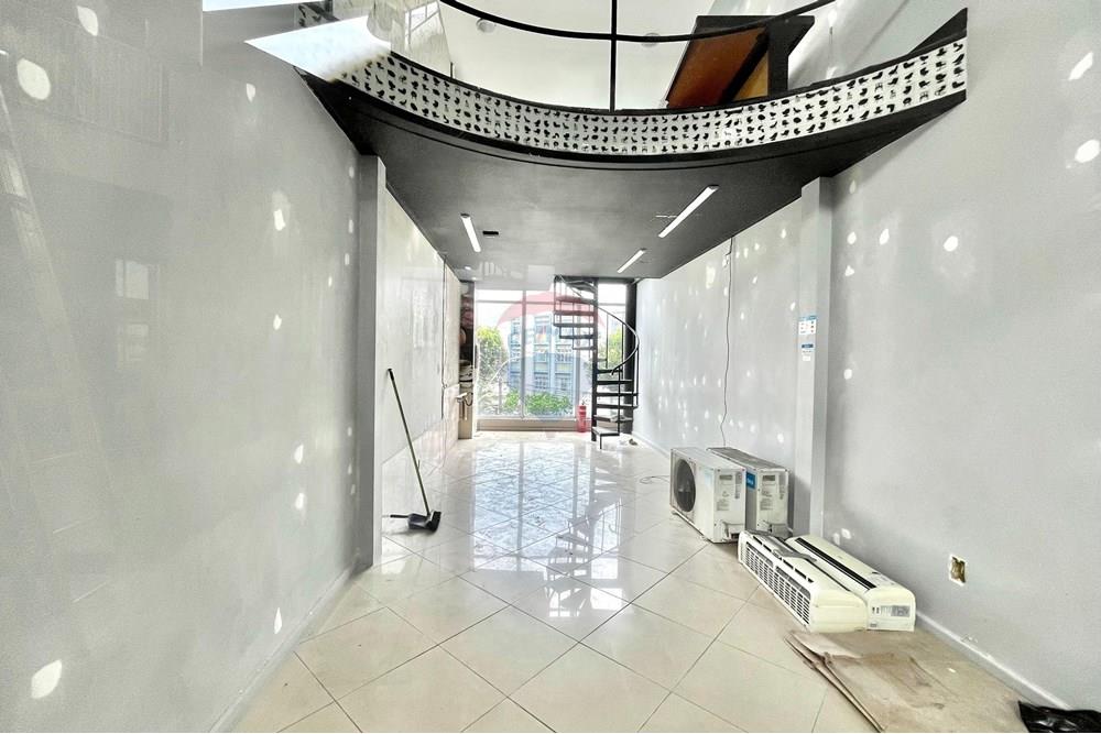 Loja em Shopping - Alugar - Vitória , Espírito Santo - a11c1911-1985-4398-b982-dc4b3d802c79.jpeg - 620231001-9