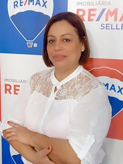 Célia Alves Miranda - RE/MAX SELLECTA