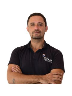 Matheus Aboud - RE/MAX MAR E VELA