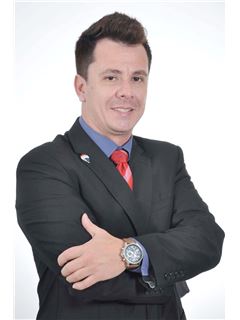 Carlos Bellon - RE/MAX NEW LIFE