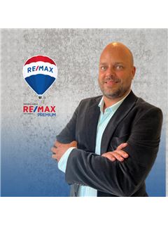 Tiago Britto - RE/MAX PREMIUM