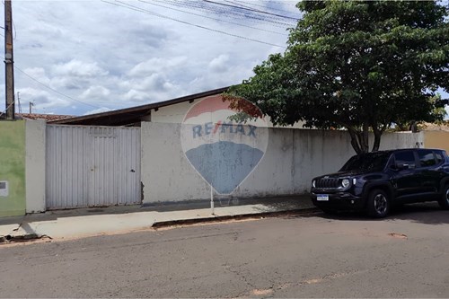 Venda-Casa-Rua Rockefeller , 737  - Ribeiro , Lins , São Paulo , 16401-355-630511044-46