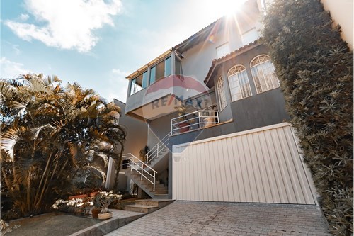 Venda-Casa-Centro , Botucatu , São Paulo , 18602005-630111036-38