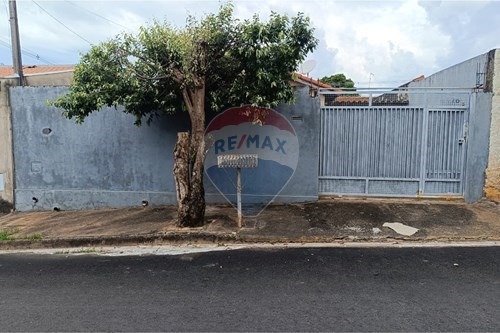 Venda-Casa-Rua josé valadão de freitas filho , 378  - Lins V  - Conj. Hab. Francisco José de Oliveira Ratto , Lins , São Paulo , 16401478-630511023-66