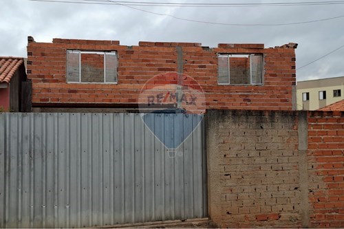 Venda-Galpão-Rua Olegário Guilherme da Rocha , 59  - Prox a Farmacia Municipal  - Jardim Vera Lucia , Salto de Pirapora , São Paulo , 18160-224-631181060-2