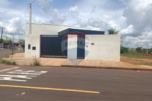 Alugar-Casa-Rua Pasquele Lupo , 180  - Proximo a radio urupunga  - Jardim Santo Antônio , Andradina , São Paulo , 16901210-631201044-378