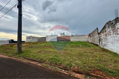 Venda-Terreno-Lívia I , Botucatu , São Paulo , 18606-466-630111086-3