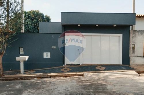 Venda-Casa-Rua dos Sabias , 211  - Em frente a Praça  - Jardim dos Pássaros , Promissão , São Paulo , 16370-202-631441002-33