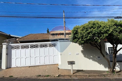 Venda-Casa-Rua Dom Pedro II , 801  - Centro , Lins , São Paulo , 16400047-631011035-13