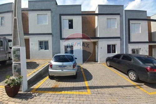 Alugar-Sobrado-Avenida Luiz Carlos Amancio Pereira , 6  - Chácara dos Coqueiros , São José dos Campos , São Paulo , 12248698-631471005-81