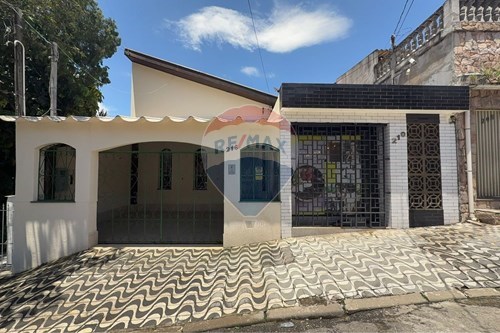 Venda-Casa-Rua Romeu Carnevalli , 210, 216  - Centro  - Jardim Bela Vista , São José dos Campos , São Paulo , 12209005-631631017-11