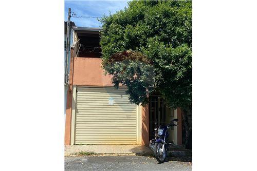 For Sale-Two Level House-Pedro Moreira , 27  - Em frente ao Colégio Anglo  - Vila Santa Izabel , Salto de Pirapora , São Paulo , 18160-000-631181005-109