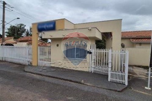 Casa em Condomínio Horto Flamboyant