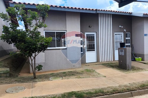 Venda-Casa de Condomínio-R. Antônio Xavier de Lima , 2355  - Centro , Bady Bassitt , São Paulo , 15115-000-630401041-11