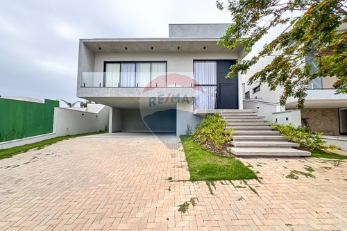 Venda-Casa-R: Barcelona , 384  - Alphaville Esplanada , Votorantim , São Paulo , 18118001-630601137-157