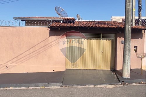 Venda-Casa-Rua Luís Carlos Soares , 70  - Núcleo Habitacional Ulisses Guimarães , Lins , São Paulo , 16402235-631011049-5