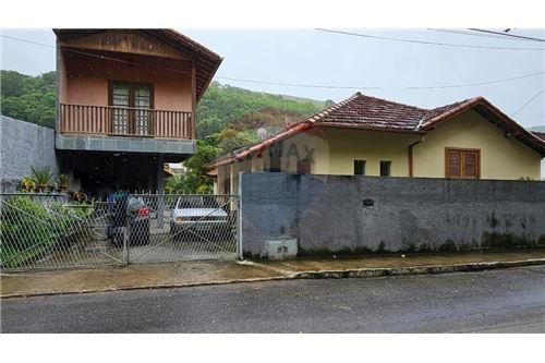 Venda-Casa-Rua Amazonas , 61  - Areal , Areal , Rio de Janeiro , 25845-000-631161049-1