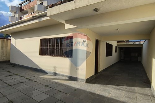 Alugar-Casa-Av. Ver. Aristides Anizio dos Santos , 58  - na frente do Residencial Acrópole  - Indaiá , Caraguatatuba , São Paulo , 11665-150-631571018-13