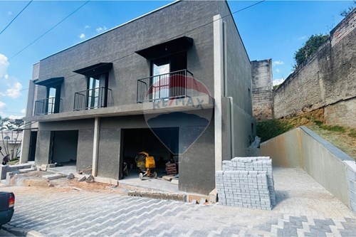 Alugar-Cj. Comercial/ Sala-Vila Irene , São Roque , São Paulo , 18132000-631601019-45