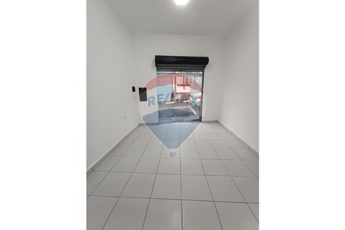 Alugar-Ponto Comercial/ Loja-Rua Rui Barbosa , 110  - Shopping  - Centro , São Roque , São Paulo , 18130440-631601009-43