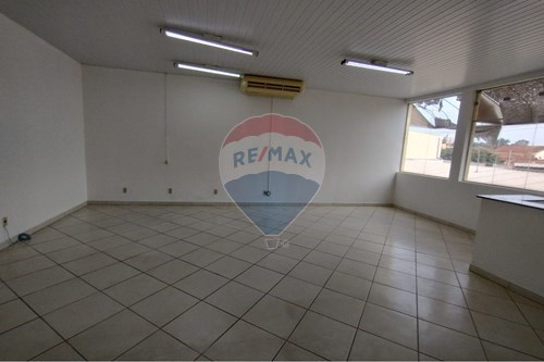 Sala Comercial no Centro de Lençóis Paulista
