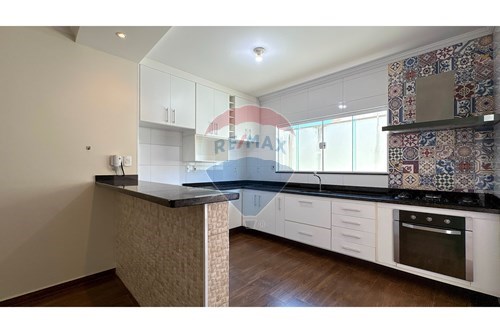 Venda-Casa-Jardim Ouro Verde , Botucatu , São Paulo , 18612038-630111036-12