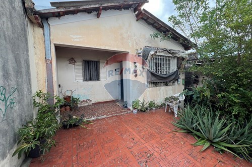 Venda-Casa-Rua Antônia Cândida de Camargo , 246  - Atrás da Padaria Real Afonso Vergueiro  - Vila São João , Sorocaba , São Paulo , 18040230-630601146-23