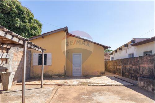 Venda-Casa-Rua Silvio José Venturolli , 682  - Posto Concórdia  - Umuarama , Araçatuba , São Paulo , 16013-130-630541001-15