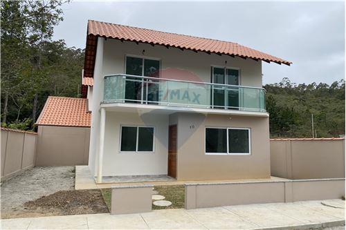 Venda-Casa-Rua Dutra , 142  - Residencial Oberland  - Varginha , Nova Friburgo , Rio de Janeiro , 28616346-630551061-11