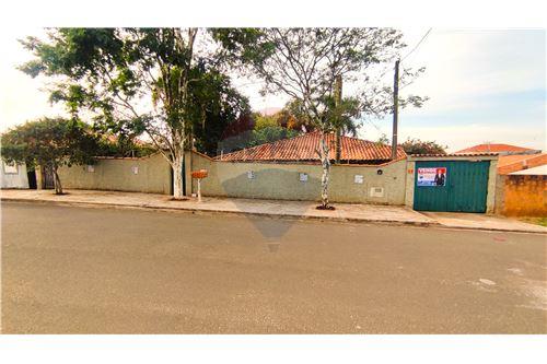 Venda-Casa-Rua Octavio Pilan , 60  - Vitoriana  - Zona Rural , Botucatu , São Paulo , 18619-013-630581004-9