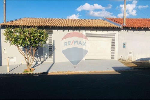 Venda-Casa-Rua Cecília da Silva Genovez , 155  - Jardim Bela Vista , Lins , São Paulo , 16406065-631011040-14