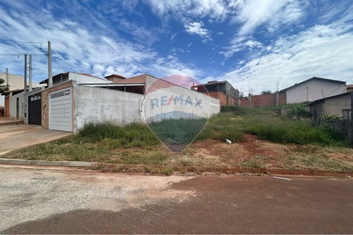 Venda-Terreno-Rua Belmiro Butignoli , 715  - Jardim Ypê , Botucatu , São Paulo , 18608704-630111058-26