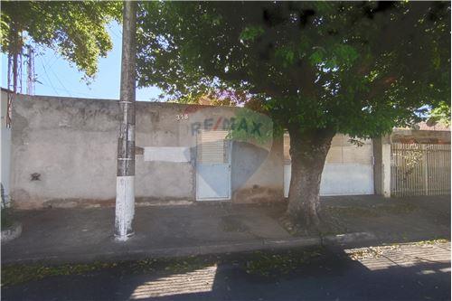 Venda-Casa-Rua José Rico Belda, 318 , 0024  - Planalto , Araçatuba , São Paulo , 16075003-630541005-22
